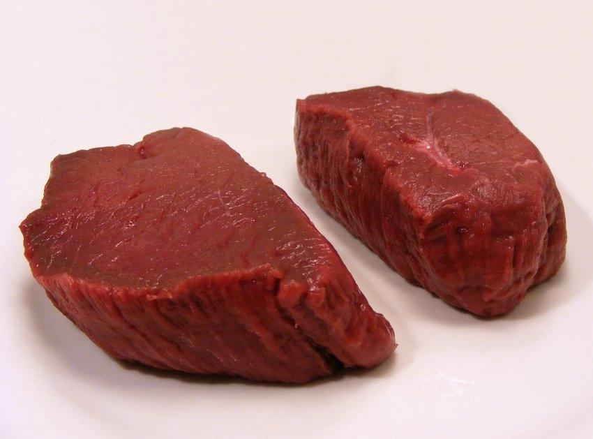 Nyers steakhús