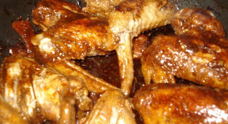Adobo csirkeszárnyak