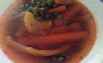 Zöldborsó leves zöldségekkel
