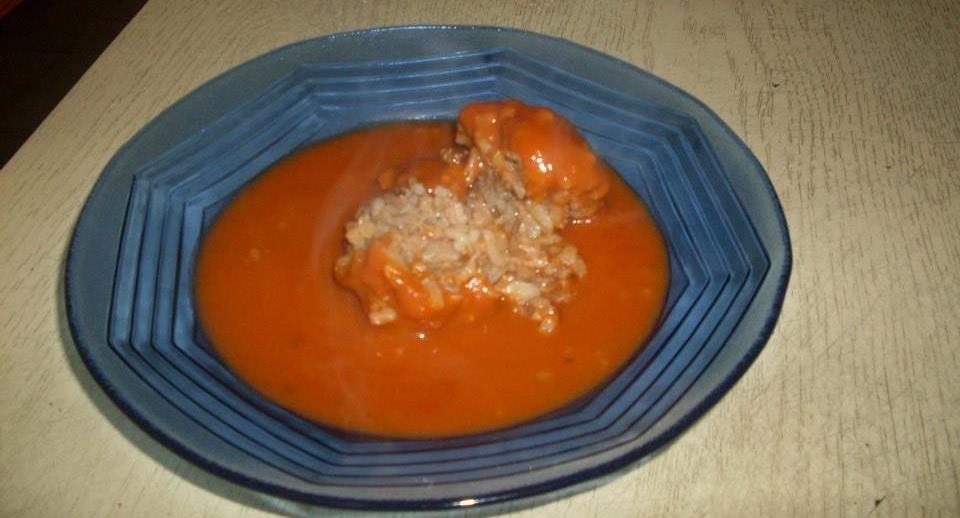 Egy tányér paradicsomos húsgombóc